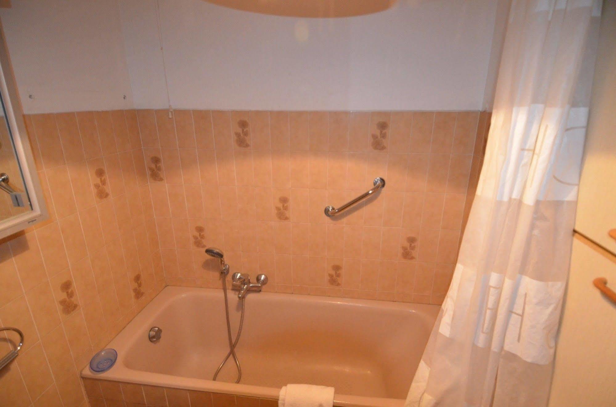 Appartement 6 Personnes Avec Terrasse Le Port نيس المظهر الخارجي الصورة