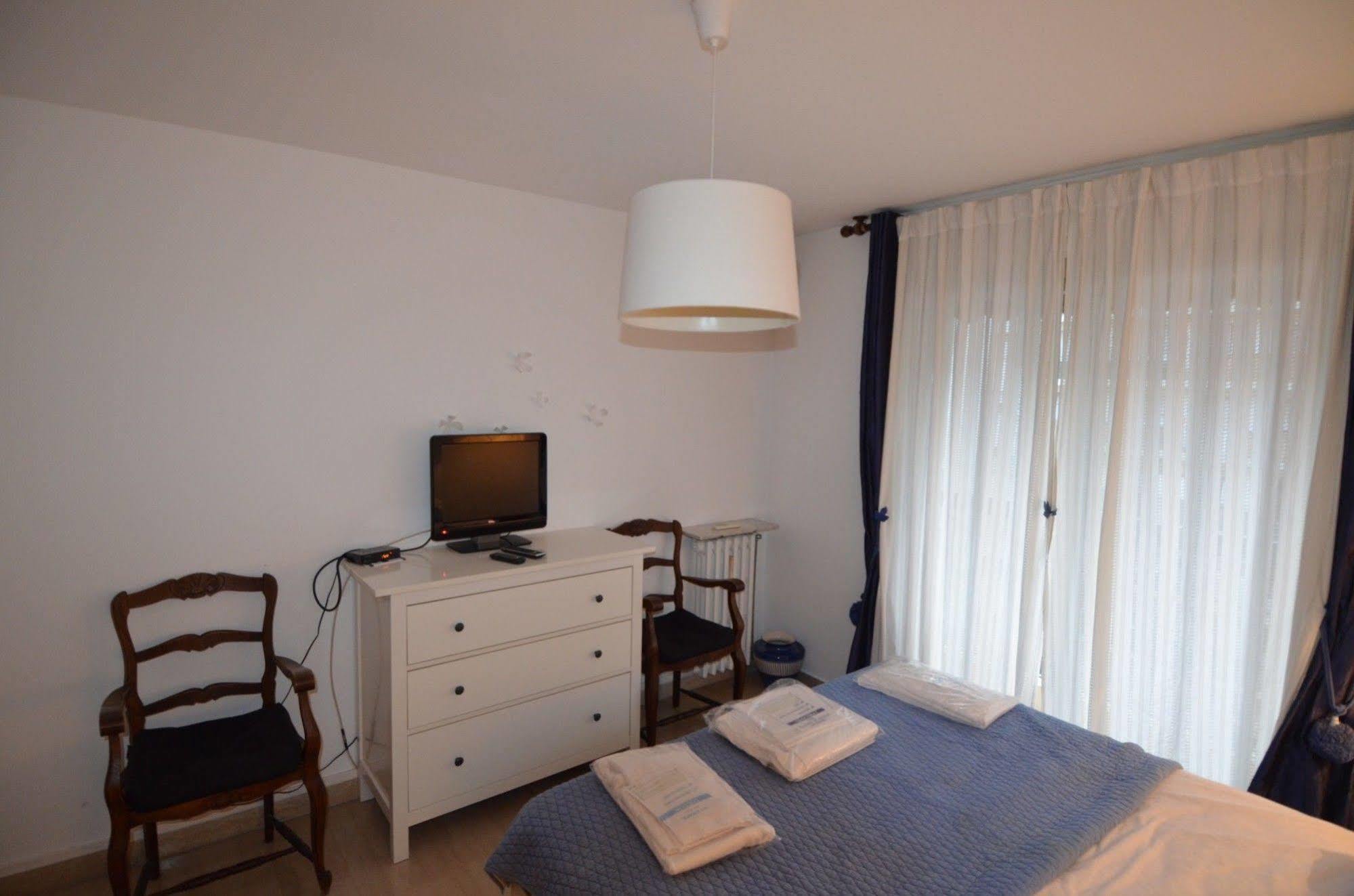 Appartement 6 Personnes Avec Terrasse Le Port نيس المظهر الخارجي الصورة