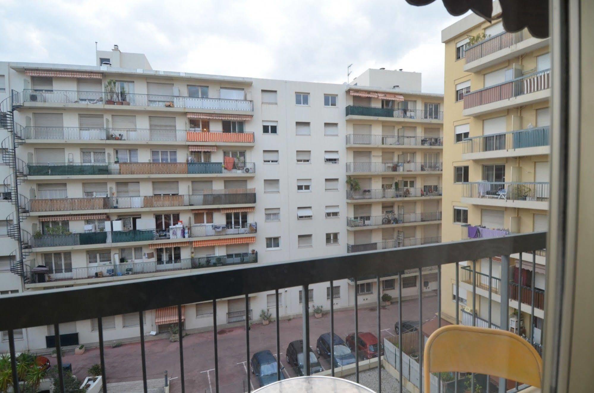 Appartement 6 Personnes Avec Terrasse Le Port نيس المظهر الخارجي الصورة